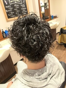 メンズヘアーサロン シンジョウ(Men's hair salon Shinjo) 無造作スパイラル