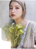 ホワイトベージュミニボブ