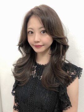 アリュウル 表参道(ALLURE) 韓国大人かわいいフェザーバングレイヤーカーキグレージュ/千葉