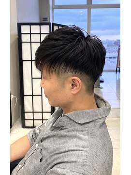 アヴソリューク(Absoluk) フェード風ツーブロック