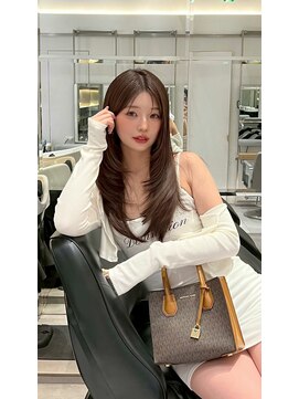 ラル 立川南口(lar) フェイスレイヤー_ミニウルフチェリーブラウンホワイト