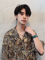 ヒュージ 三軒茶屋(huge)&nbsp;ツイストスパイラル/眉毛カット/くせ毛風パーマ