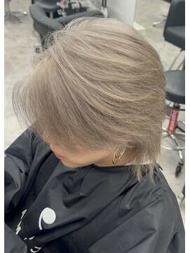 メンズサロンコンマ(men's salon ,) シルバーグレージュ×レイヤーウルフ