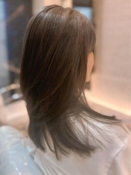 ザビー(THE B) 本八幡×ナチュラルレイヤー×透明感カラー