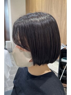 クリック 武蔵小杉(CLiC) ツヤ感ストレートボブ