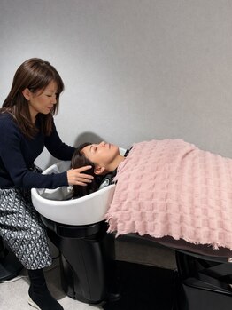 color彩【カラーサイ】の写真/日々の疲れを忘れるご褒美タイム☆極上ヘッドスパとリラックス空間で、心身ともに癒される至福の時間を♪