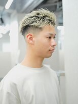 スラッシュ(SLASH)&nbsp;ツイストパーマ/短髪/ホワイトメッシュ/スキンフェード/姫路