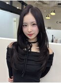 小顔効果抜群！最旬韓国ヘア「ハッシュカット」×艶髪ブラック