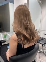 サンク 原宿 表参道(cinq)&nbsp;原宿ヘーゼルベージュワンブリーチ顔まわりレイヤーダブルカラー