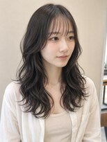 アローム(alom) 韓国風ウェーブ×顔周りレイヤーロング