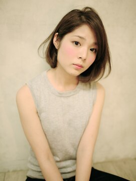 バース(BIRTH) 天神【BIRTH】ナチュラルフェザーボブ