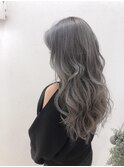 ハイトーングレージュ