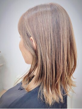 ティアラ Tiara コマーシャルモール博多店 ソトハネスタイル