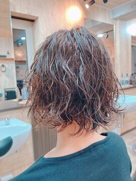 バディ(Buddy) クビレパーマ