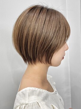 プラチナ(PLATINA) ◎ショートヘアショートボブショート丸みショートくびれショート
