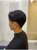 メンズセンターパートマッシュヘア