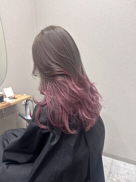 シカ 神戸三宮元町店(Cica) グラデーション デザインカラー ブリーチ 三宮