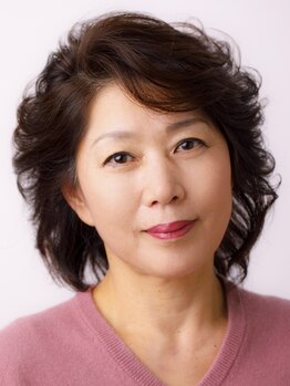ラリュール(LALLURE)の写真/髪のお悩みは人それぞれ。大人女性のお悩みに寄り添った施術で理想のスタイルに◎