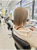 ショートボブ切りっぱなしボブタッセルボブベージュカラー横浜