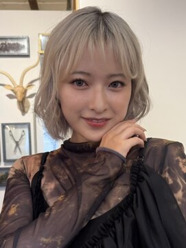 ミンティング(MINTing) ボブ/ブロンド/顔まわりレイヤー/レイヤーボブ/恵比寿