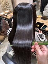 ロエ(LoE)&nbsp;【LoE/天王寺あべの】艶髪ストレート