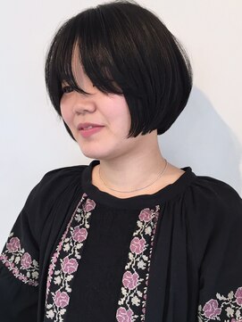 トリッシュ ビー(Trish-b) 20.ボブ×ショート