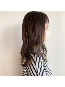 ツイギー 宮西店(TWiGGY) ぱつっと前髪がかわいいカジュアルロング