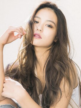 マーブルトウキョウネオリーブ(marbles tokyo neolive) ☆ネオリーブ三茶☆くすみカラー×ゆるふわロングパーマ☆渡辺萌