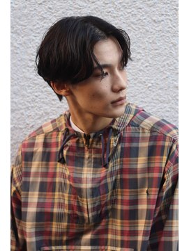 ブークル(boucle) 毛流れセンターパート