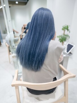 キオク(KIOX) 色落ちも楽しめるブルーアッシュ