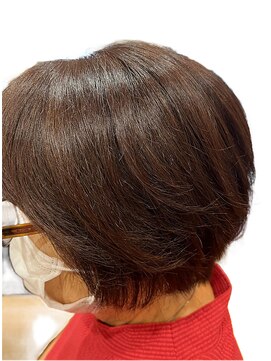 リツプス(LIPS) ショートボブ