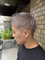 グルック ヘアーリラクゼーション 九条店(Gluck Hair Relaxation) ホワイトシルバー