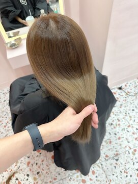 ボタン シブヤ(VOTAN SHIBUYA) 韓国ヘア/艶感カラー/ベージュ系カラー/艶髪/渋谷