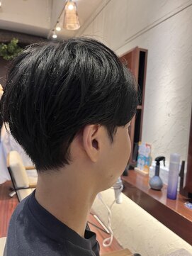 ヘアリゾート粋 ドゥオ 新宿南口店(dua) ハンサムショートスタイル