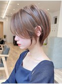 say.ショートボブ前髪なし顔周りレイヤーミルクティーベージュ