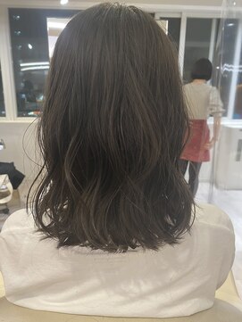 サロンドジョー(salon de joe) ショートボブレイヤーカットミディアムウルフくびれ透明感カラー