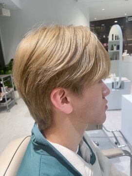 ノラ ウメダ(NORA UMEDA) ミルクティーベージュ×ナチュラルマッシュ