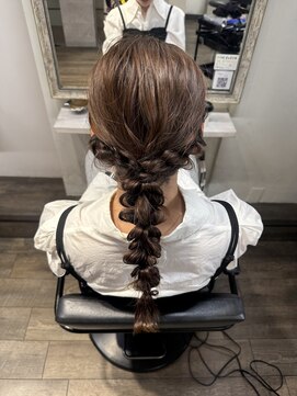 ハイル(KHAIR) お呼ばれアレンジ/編みおろし/Rena