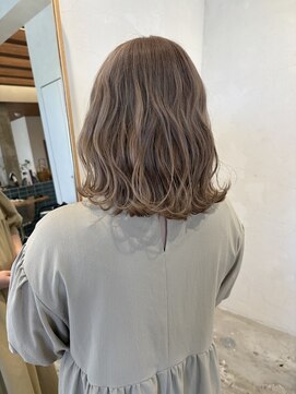 ロピオル(Lopiolu) 【 Lopiolu 島田】warm beige × cut model