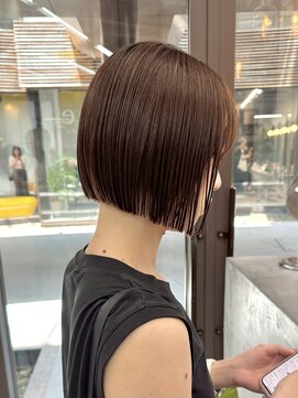 ミィ 表参道(mee.) 似合わせカット ボブヘア 縮毛矯正 ミニボブ 切りっぱなしボブ
