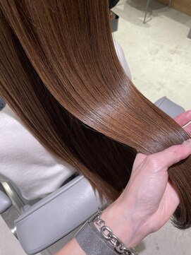 ヨキ(yoki.) アッシュブラウン× URUGAMI ☆ 髪質改善