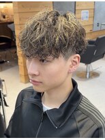 ヴェロ 福井(VeRO)&nbsp;短めシャドウパーマ×ハイライト