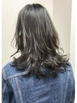 クアトログランシュ ひたちなか店(QUATRO×GranCieux) 暗髪ブルージュ　セミロング★QUATRO★