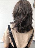 オリーブカラー