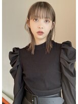 カルテ(QUARTE)&nbsp;ウルフミディ　レイヤーミディ　顔まわりレイヤー