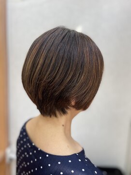 ビューティーサロン カワチ 中庄駅前店(Beauty Salon KAWACHI) 大人向けショート