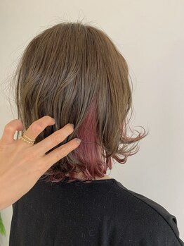 グラム(glam)の写真/大人女性のためのさりげないデザインカラーでお洒落を楽しめる♪ケアブリーチでダメージレスな仕上がりに