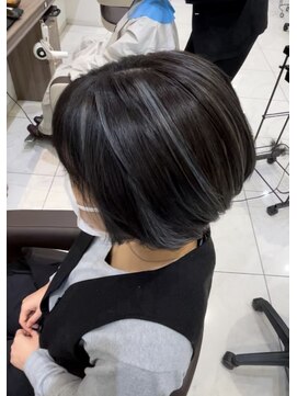 ロエ 元町店(Loe) 脱白髪染めアッシュブルーコントラスト