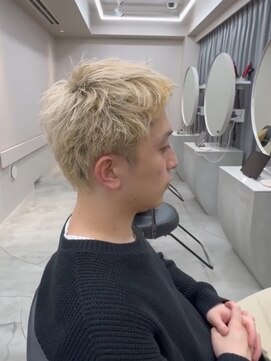 ケシキ 表参道 原宿(kesiki.) ハイトーンベリーショート