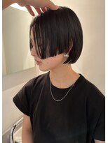 ヌールス(nullus non)&nbsp;【モードに仕上げるタイト質感ボブ】ボブ/切りっぱなしボブ/湘南